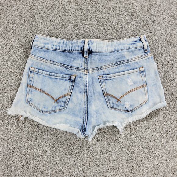 Bullhead Womens High Rise Shorts 5 Blue Light Wash Denim Distressed Hot Pants - Picture 2 of 12